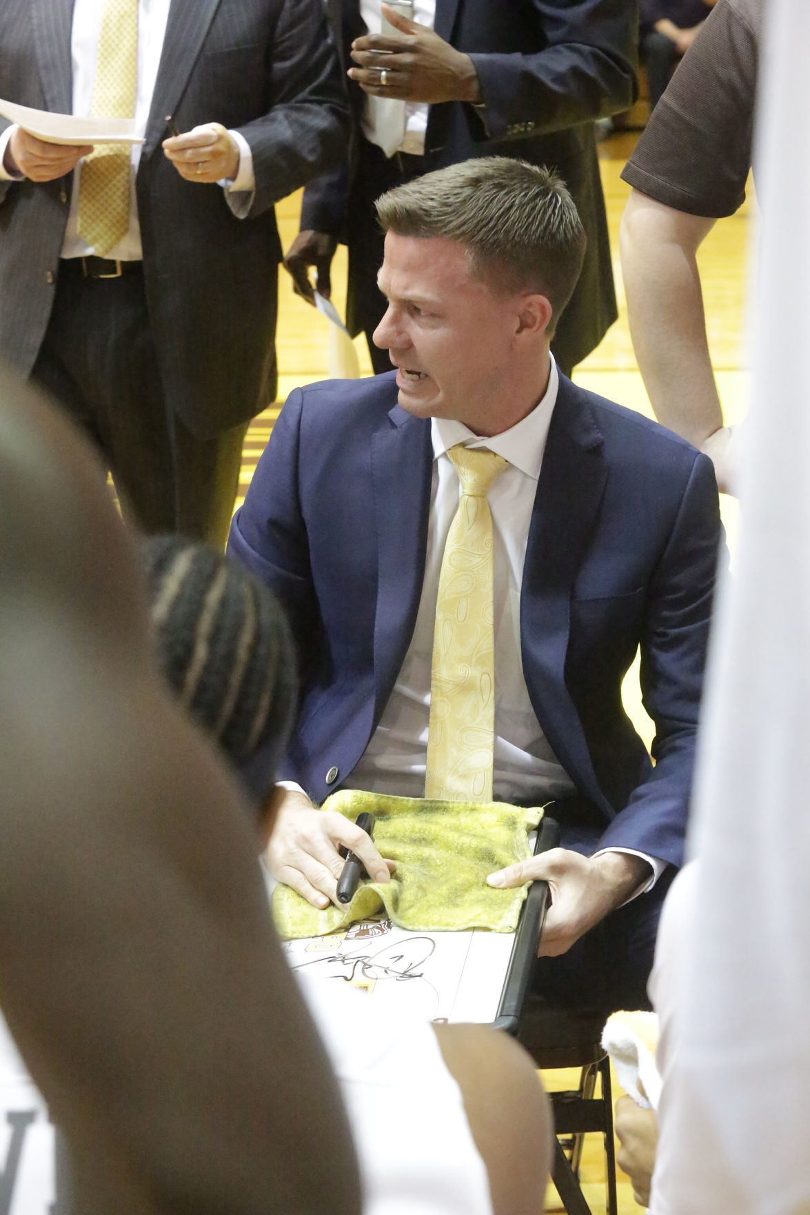 Valparaiso University beats Illinois State in men's basketball
